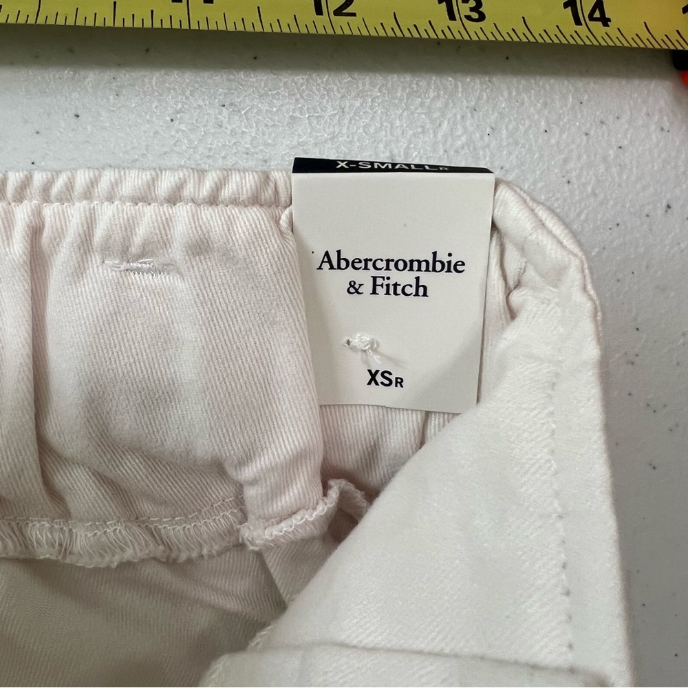 Abercrombie & Fitch Belted Wide Leg Pant - Picture 6 of 10